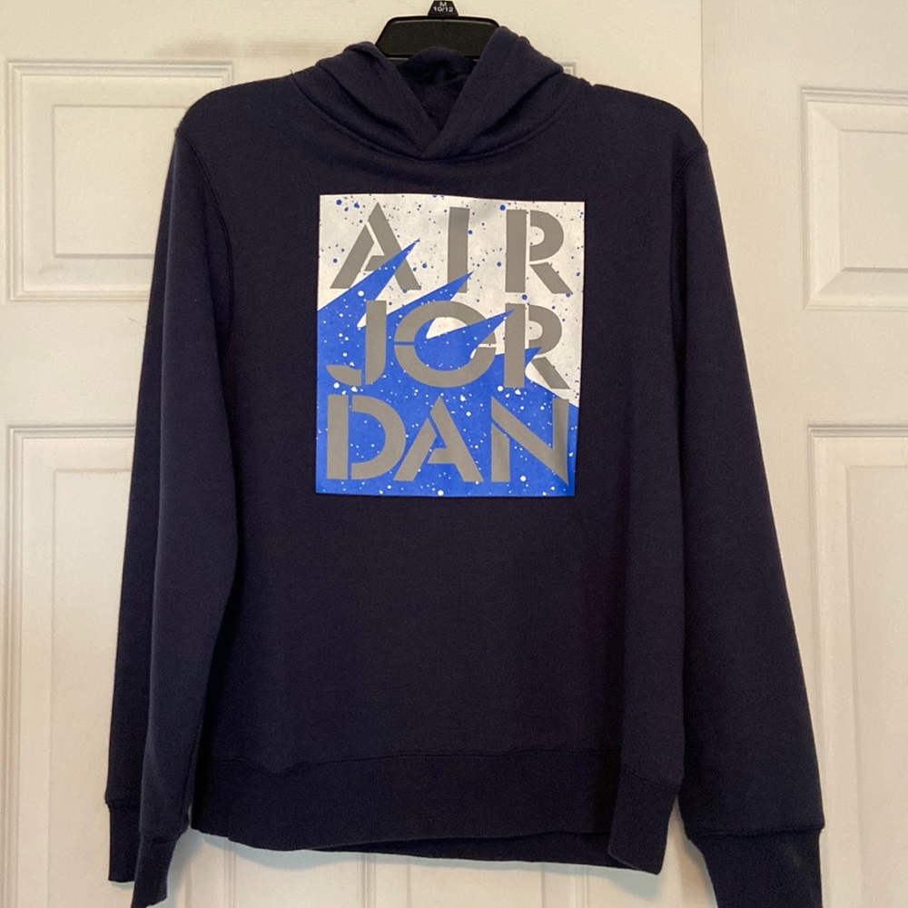 Air Jordan hoodie.  Boy’s X-Large.